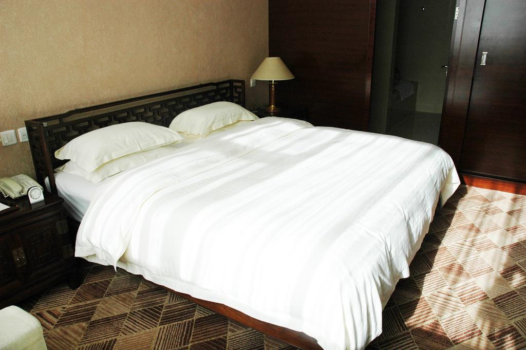 Datong Garden Hotel Номер фото